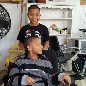 Meet your Posher, Robert